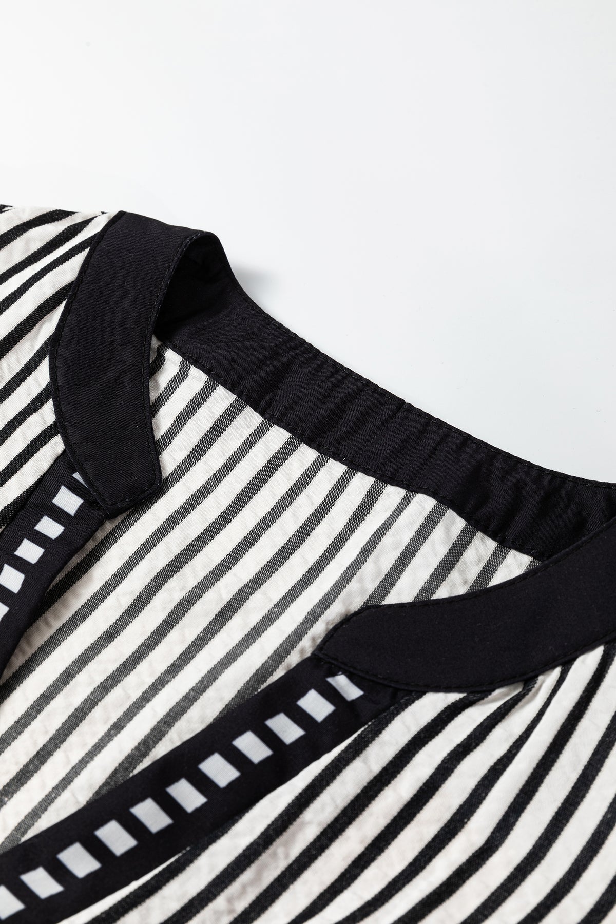 Simply Chic striped ruffle sleeve midi dress