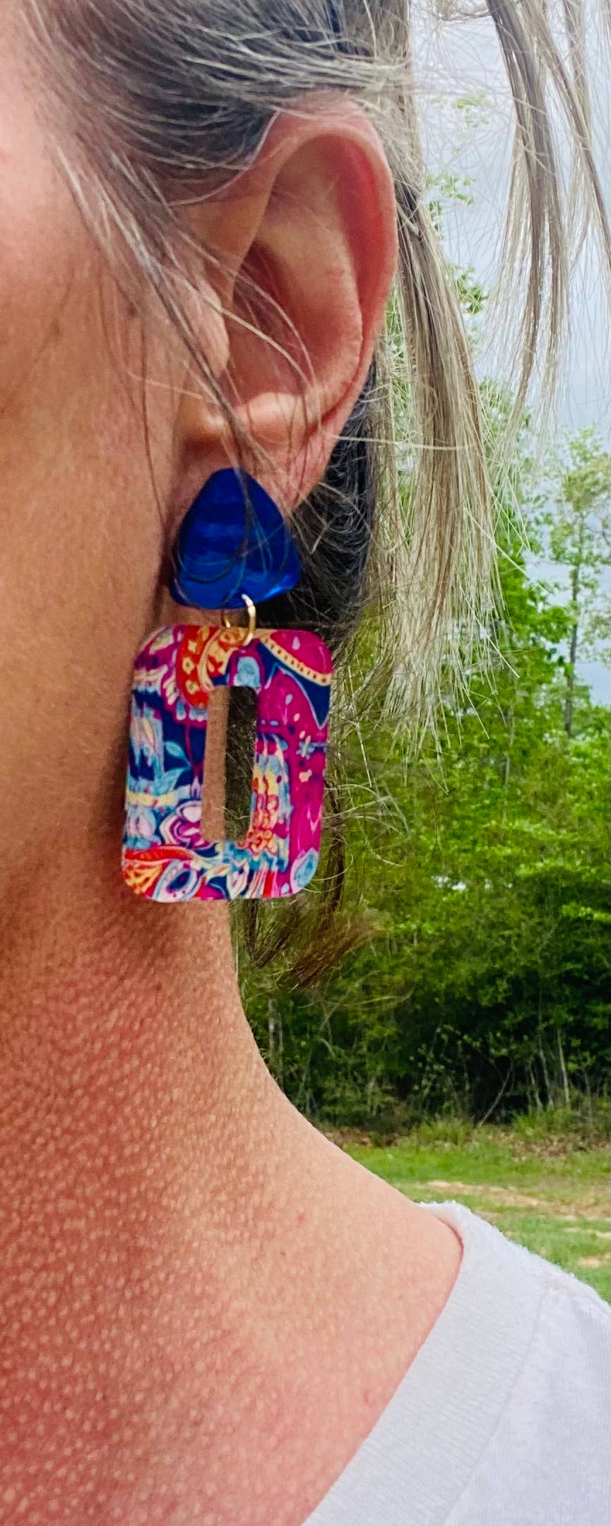 THE EVERYDAY PRICKLY PEAR ACRYLIC DANGLE EARRING