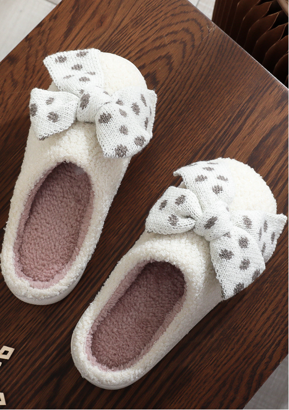 Zenana cozy Christmas plush slippers